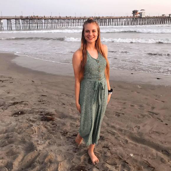 Meet your Posher, Rachel - Picture 1 of 1